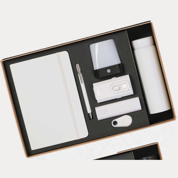 Tech Gift Combo – Model RV1572 (White)
